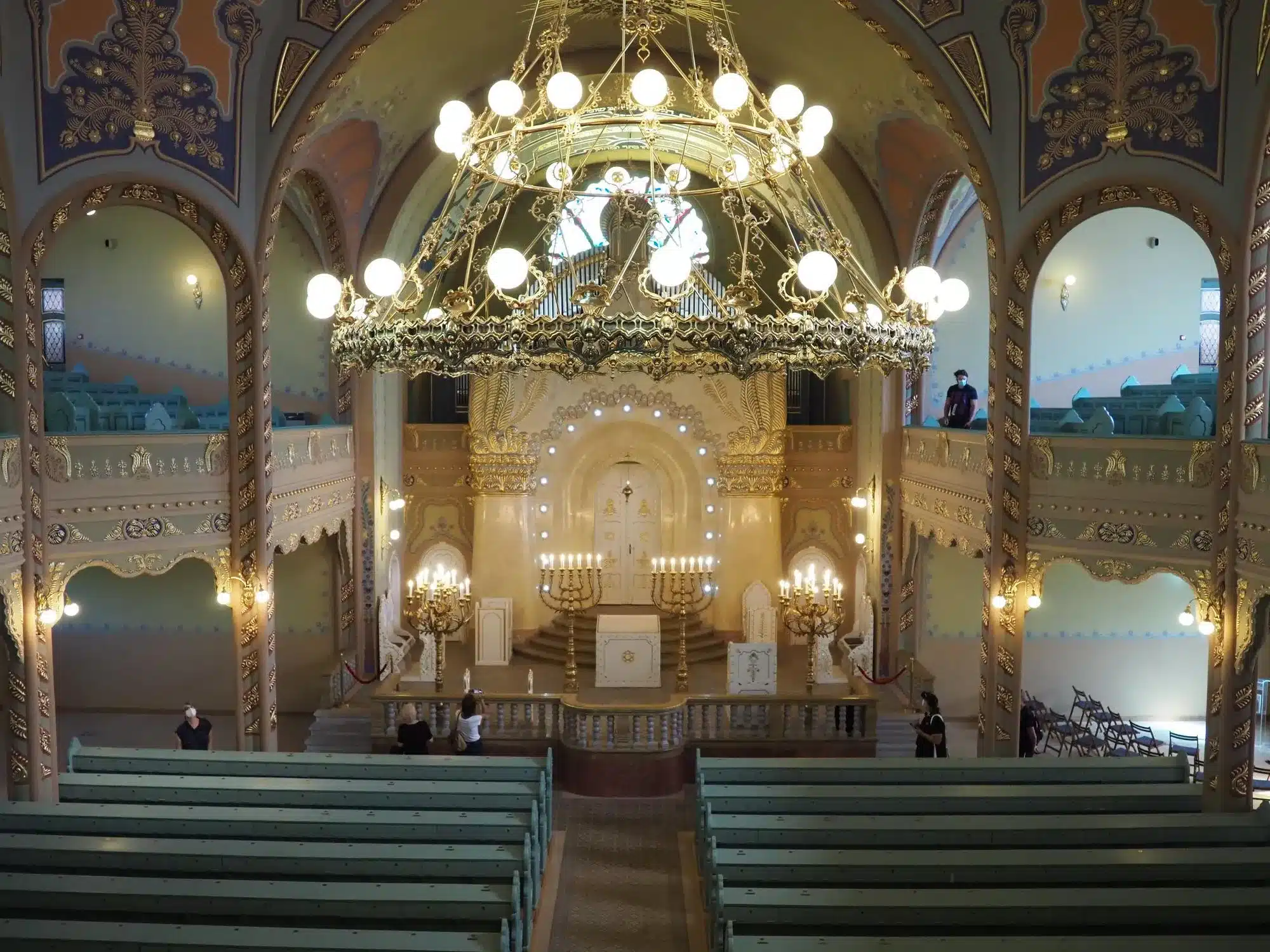 You are currently viewing Church & House of Worship Lighting
